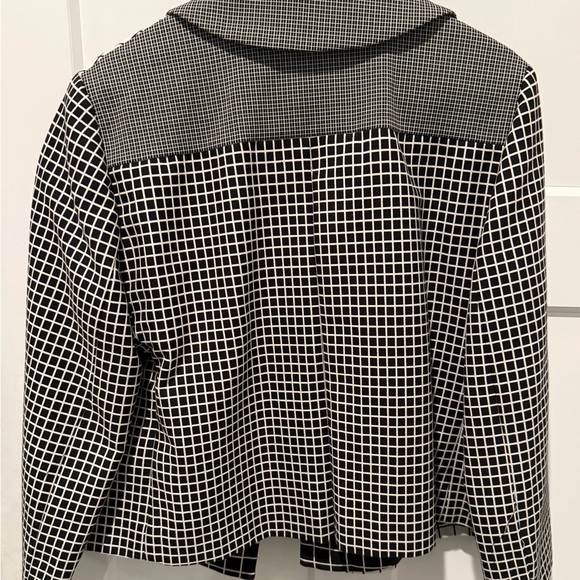 Akris Punto Black & White Grid Patchwork Jacket - Picture 2 of 5